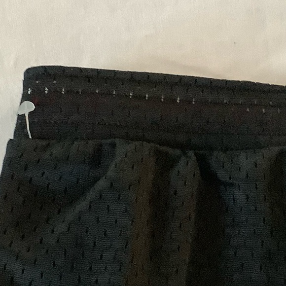 NWOT New Champion mesh athletic shorts 3”, black color, Size L - Picture 10 of 13